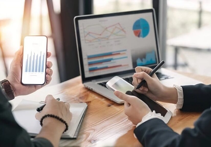 Crafting a Competitive Edge with Data: Strategies for Modern Business Success